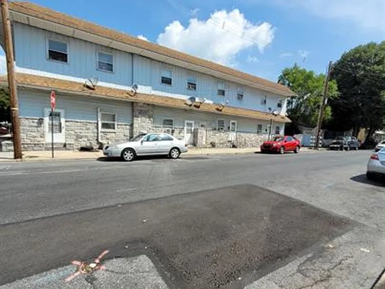 500 N 9th St — Photo 4
