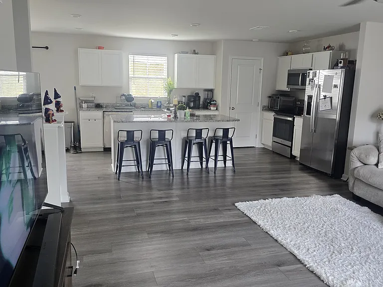 444 Lavatera Dr — Photo 4