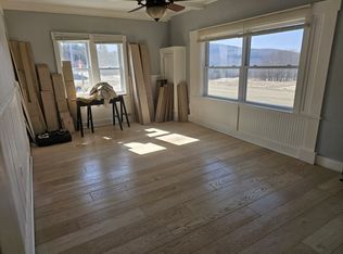 11 Upper Meehan Rd, Bristol, VT 05443