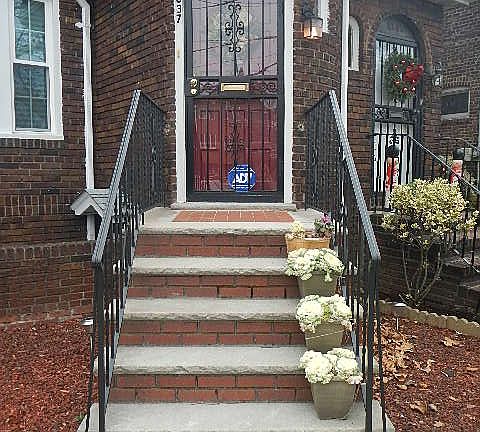 3rd image of 2037 E 52nd St