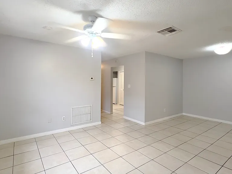 1352 Sophie Blvd — Photo 3