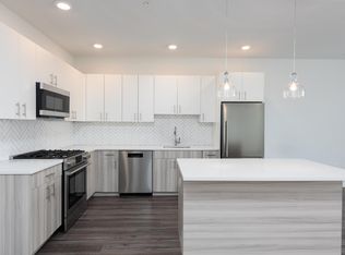 24 Mechanic St #403, Red Bank, NJ 07701