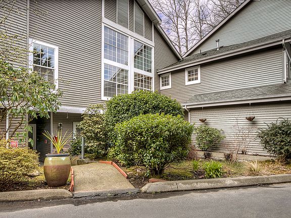 2nd image of 15911 67th Ln NE Unit 6