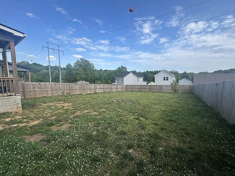 427 Mattingly Dr — Photo 25
