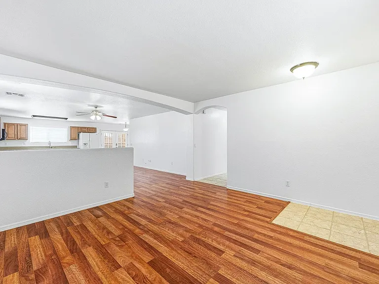 2899 W White Canyon Rd — Photo 3
