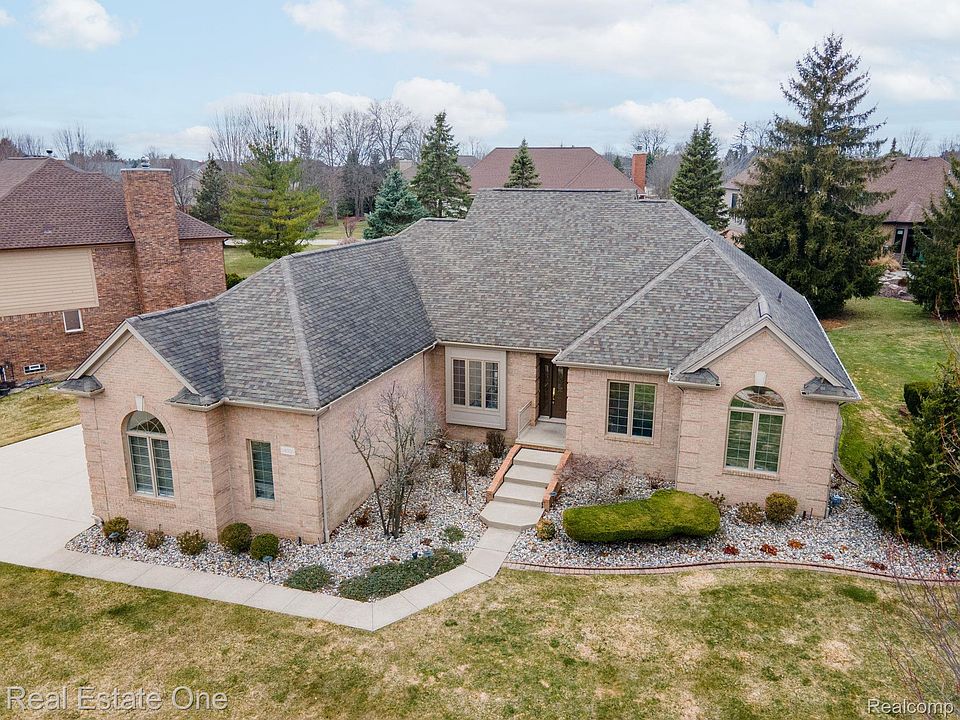 1st image of 54035 Scarboro Way