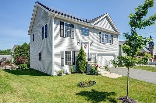 3rd image of 255 Plantation St
