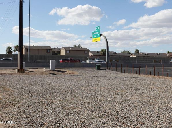 6701 N Black Canyon Hwy #17, Phoenix, AZ 85015