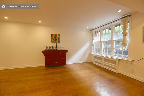 Rented by Compass | media 38