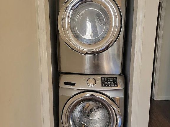 4th image of 8507 Wiley Post Ave #8507
