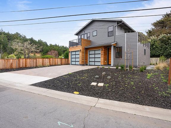 3rd image of 580 Marine Blvd