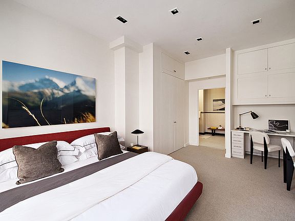 5th image of 525 W 22nd St APT 3E