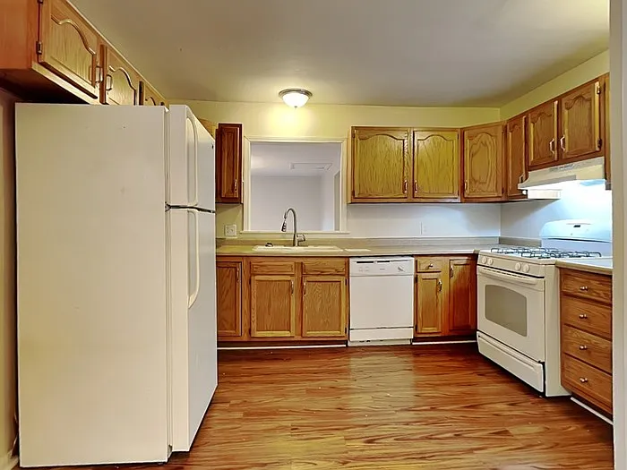11199 Lantern Rd — Photo 9