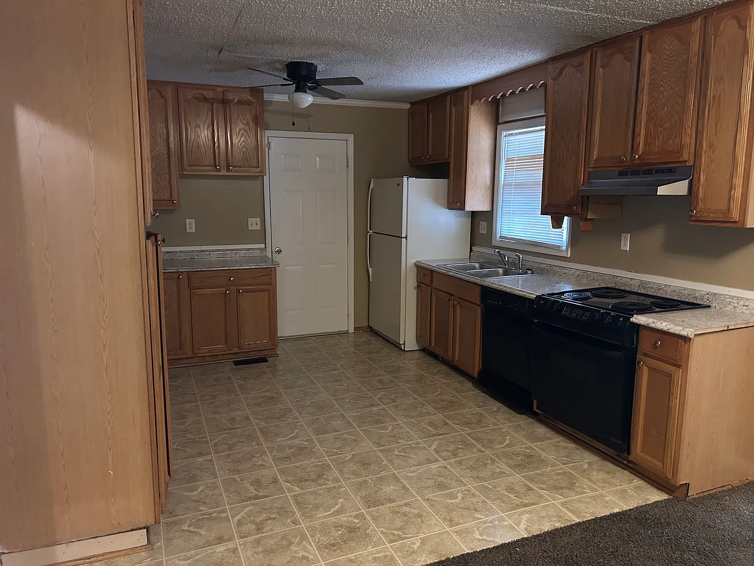 4733 Cutler Dr NW — Photo 3