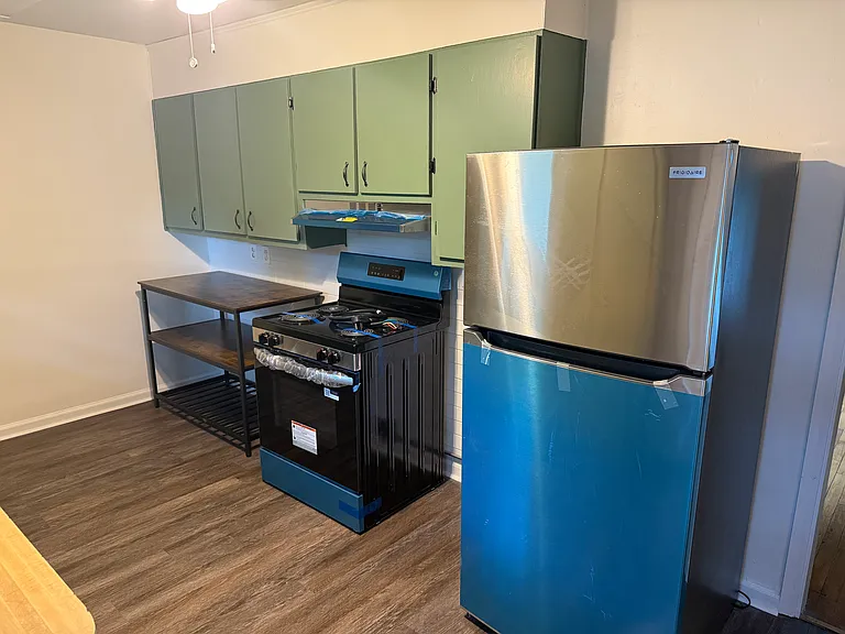 Harrison Ave — Photo 6