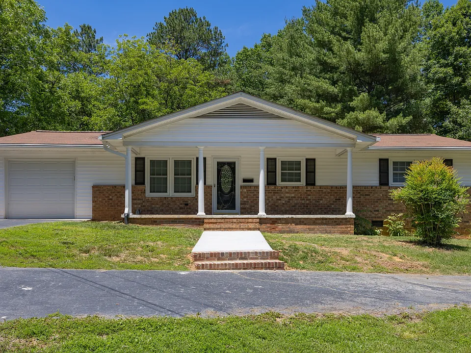 2200 Danny Bell Rd