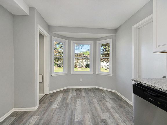 4th image of 20605 Kenosha St
