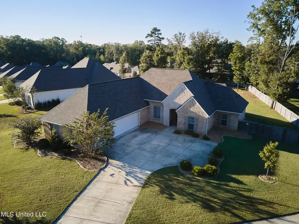249 Grayhawk Dr, Madison, MS 39110