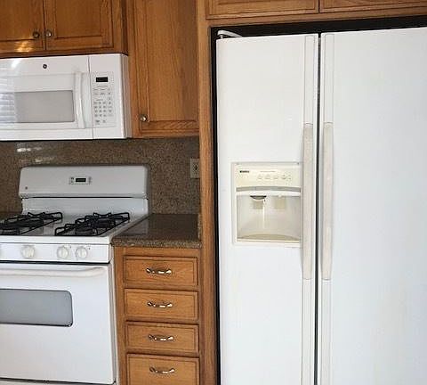 2nd image of 313 Berkshire Ln