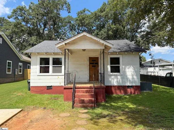 108 Brown St, Greer, SC 29650