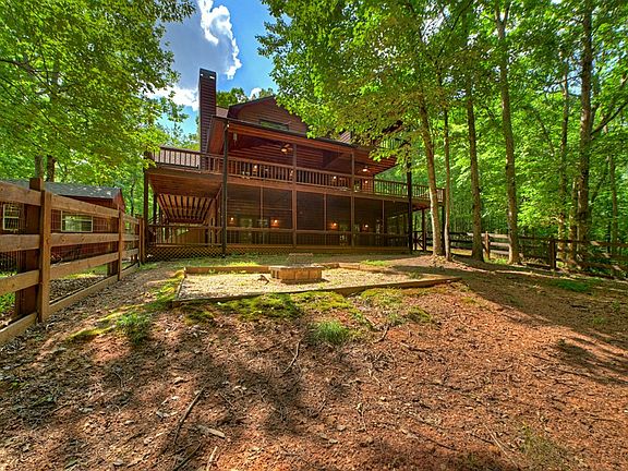5th image of 21 Trails End Ln