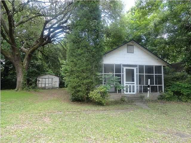 1st image of 1975 Macon Ave