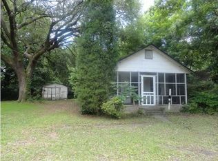 1975 Macon Ave, North Charleston, SC 29405