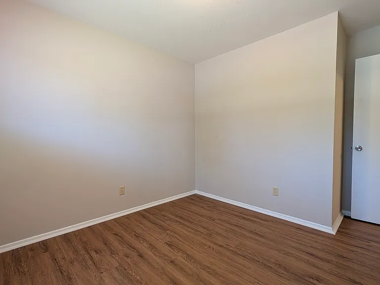 3356 Clemens Dr — Photo 21