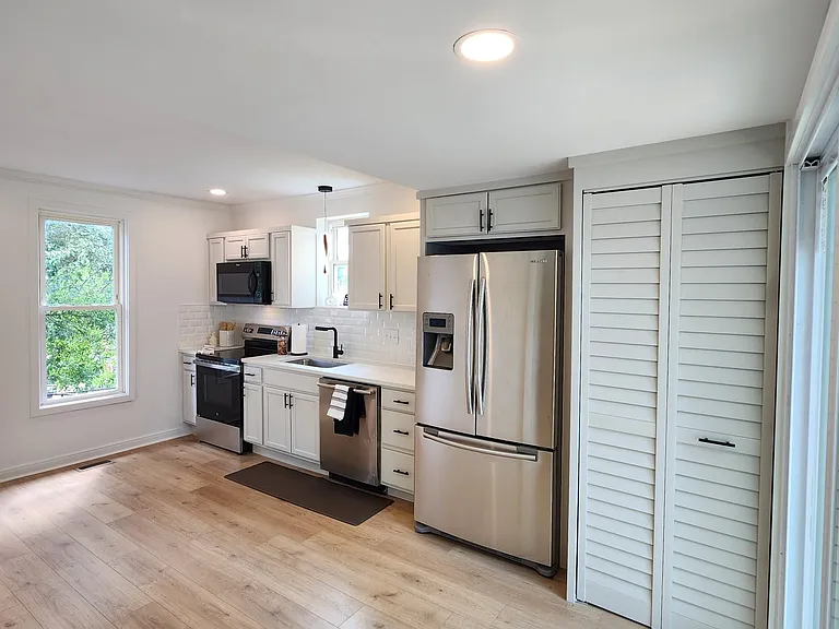 1828 Maxton Ave — Photo 10