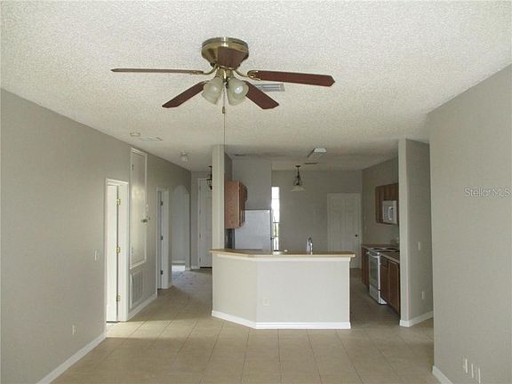 4th image of 1231 Knollwood Dr