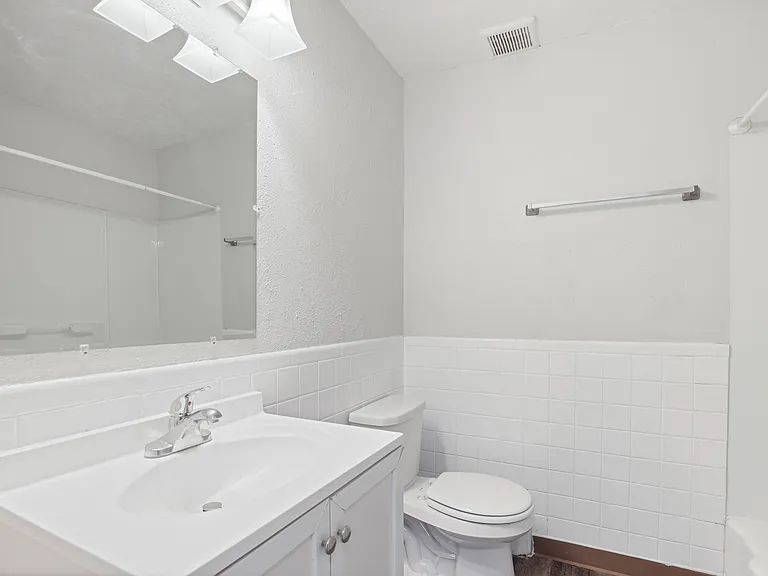 The Mark Apartments — Photo 10