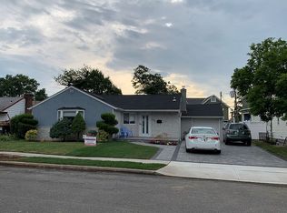 484 Lawrence Rd, West Hempstead, NY 11552