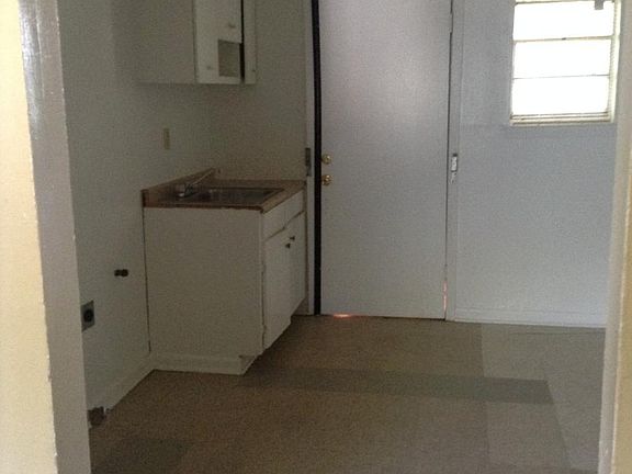 2nd image of 797 Richmond Ave