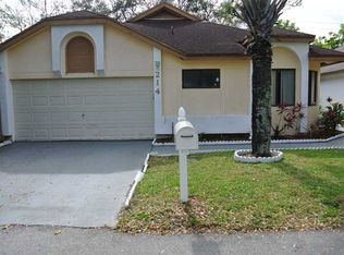 214 Maddy Ln, North Lauderdale, FL 33068