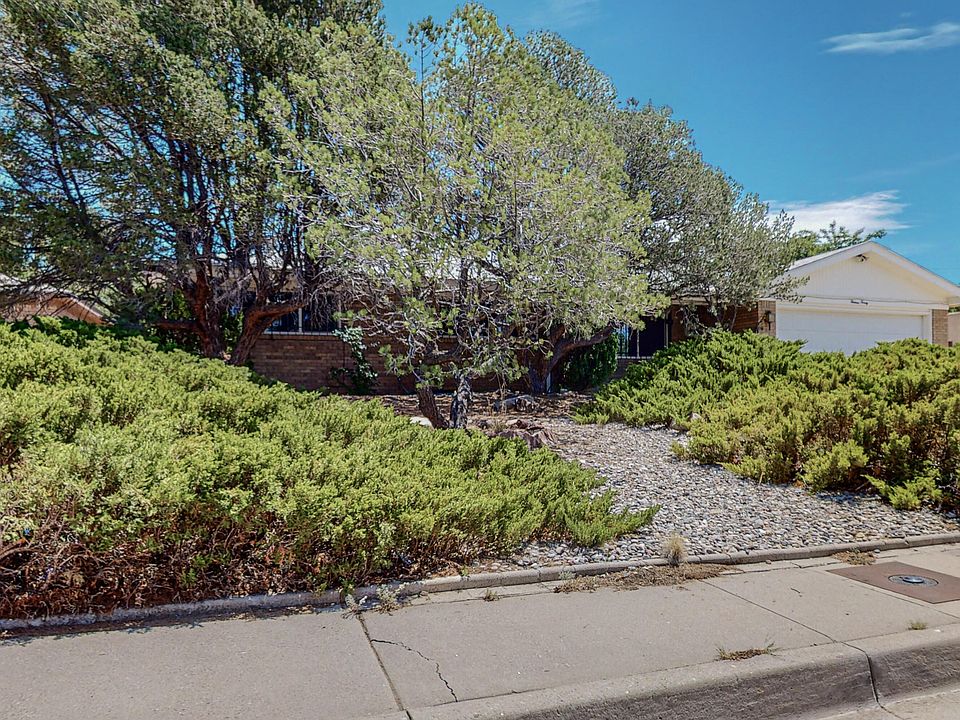 1st image of 1320 Paisano St NE