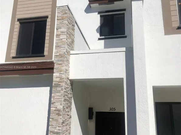 305 NE 208th Ter #305, Miami, FL 33179
