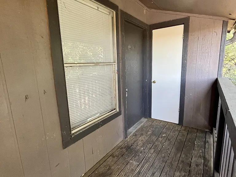 803 Bracewood Cir #D — Photo 1