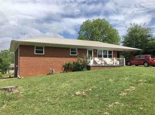 2446 Willow Garden Cir, Talbott, TN 37877