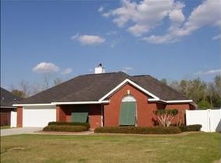 20296 Marion Ct, Fairhope, AL 36532