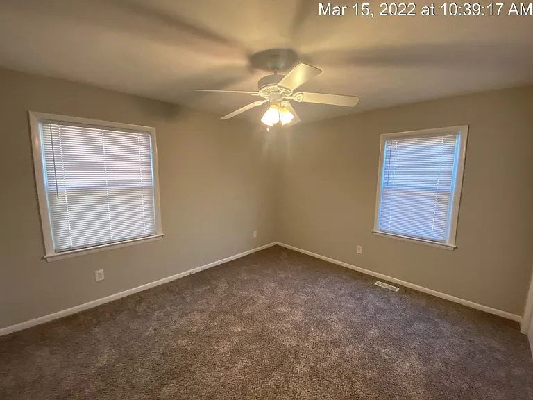 144 S Ingleside Dr — Photo 12