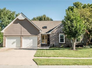 15640 W 150th St, Olathe, KS 66062