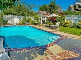 11151 Kling St, North Hollywood, CA 91602