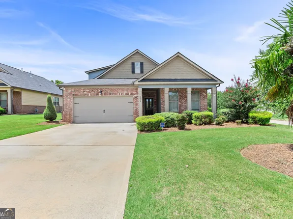 575 Carleton Pl, Locust Grove, GA 30248