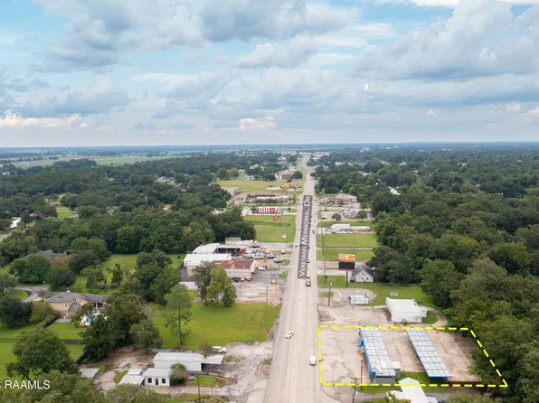 308 W Summers Dr, Abbeville, LA 70510