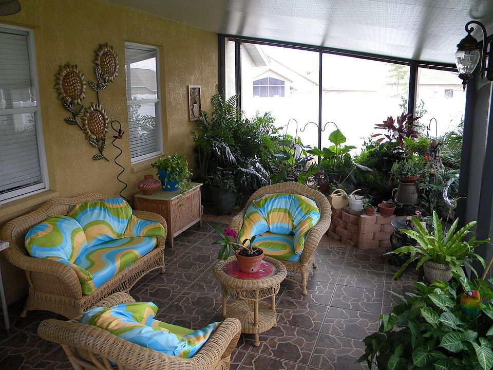 34x12 Lanai w/water feature