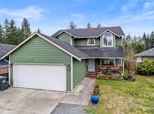 715 Riverside Ln E, Eatonville, WA 98328