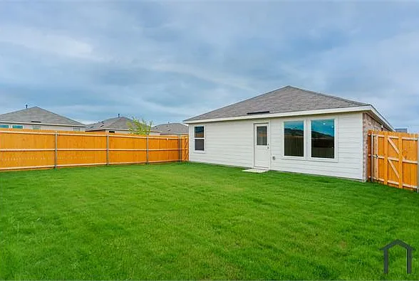 1419 Merlin Bluff St — Photo 22