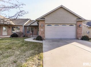 7210 Preston Dr, Springfield, IL 62711