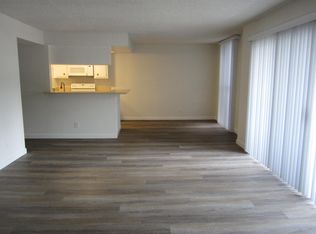 1155 S Barrington Ave APT 101, Los Angeles, CA 90049