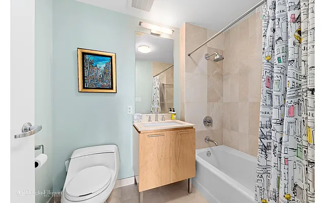 Sold by Douglas Elliman | media 24